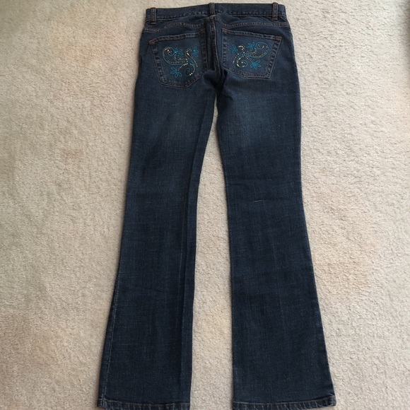 Daisy Fuentes size 2 jeans, boot cut with back pockets embroidered & beaded - Picture 5 of 7